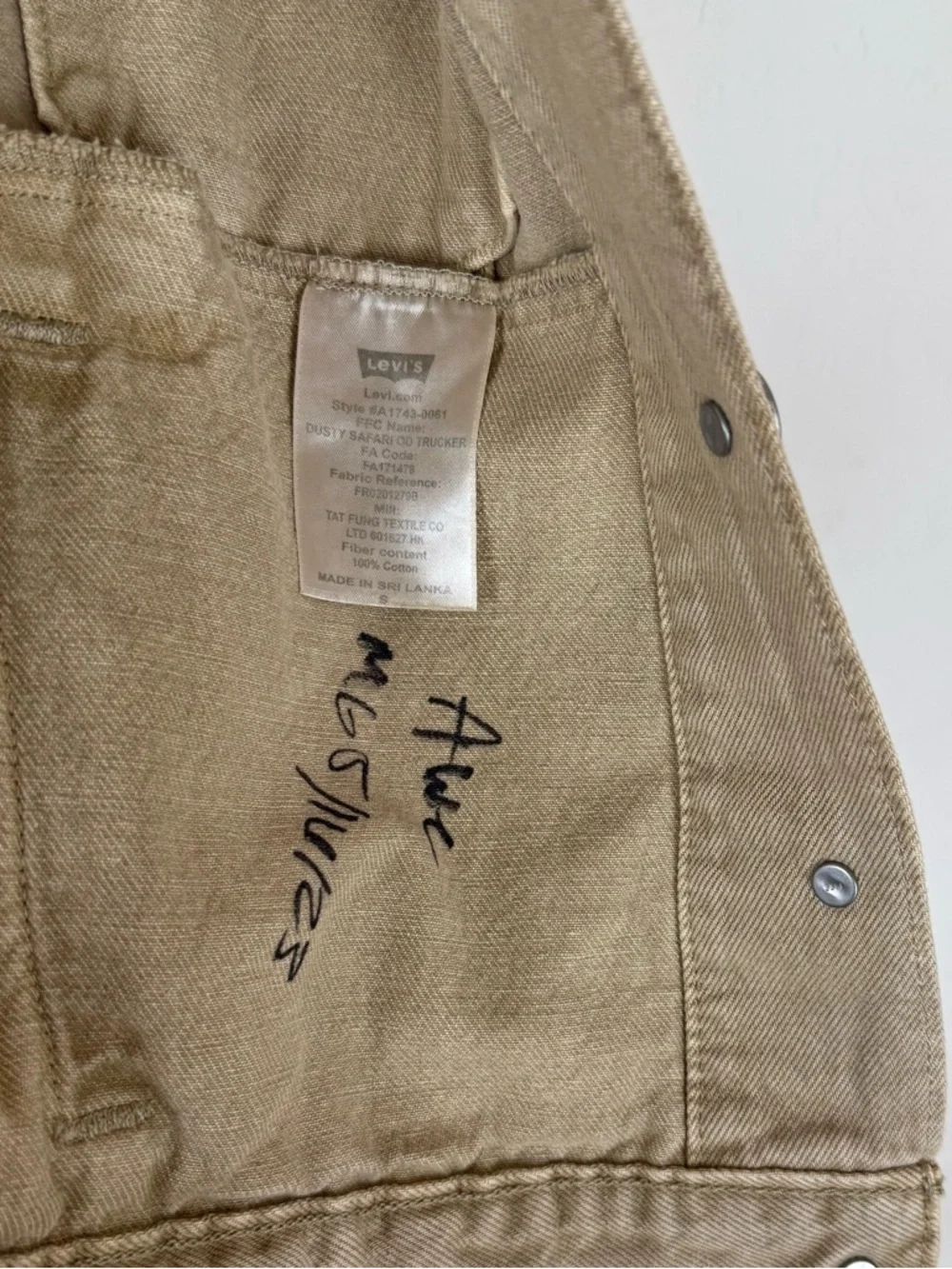 Levi's 90's Trucker Dusty Safari Jean Jacket - Picture 7 of 9